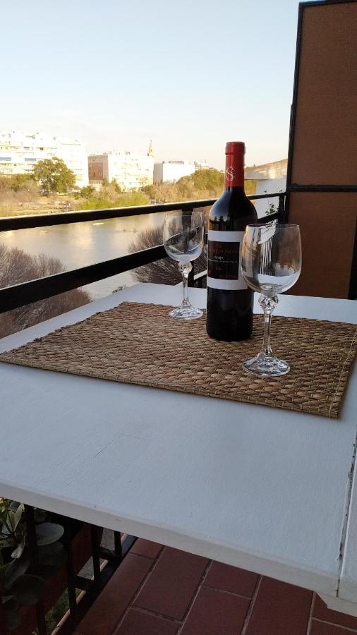 Apartamento Con Vistas Al Rio Guadalquivir En Triana, Sevilla Екстериор снимка